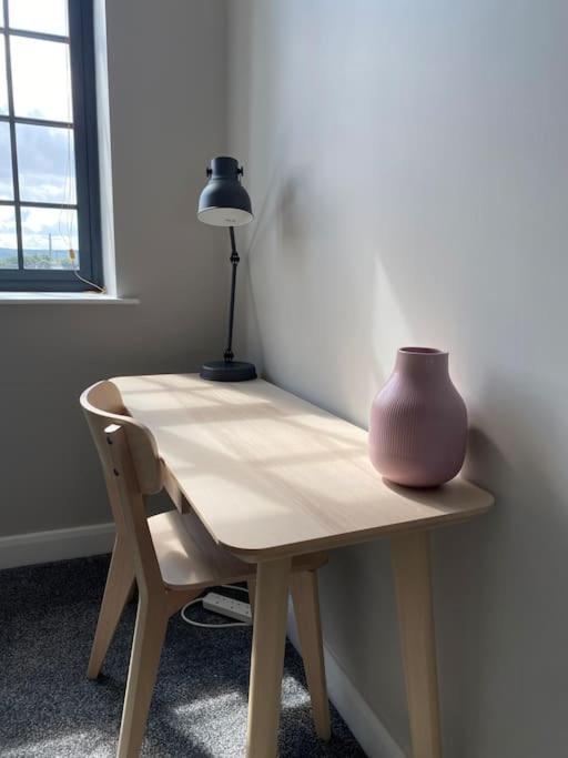 Chic Mill Conversion Beside Piece Hall & Eureka! 哈利法克斯 外观 照片